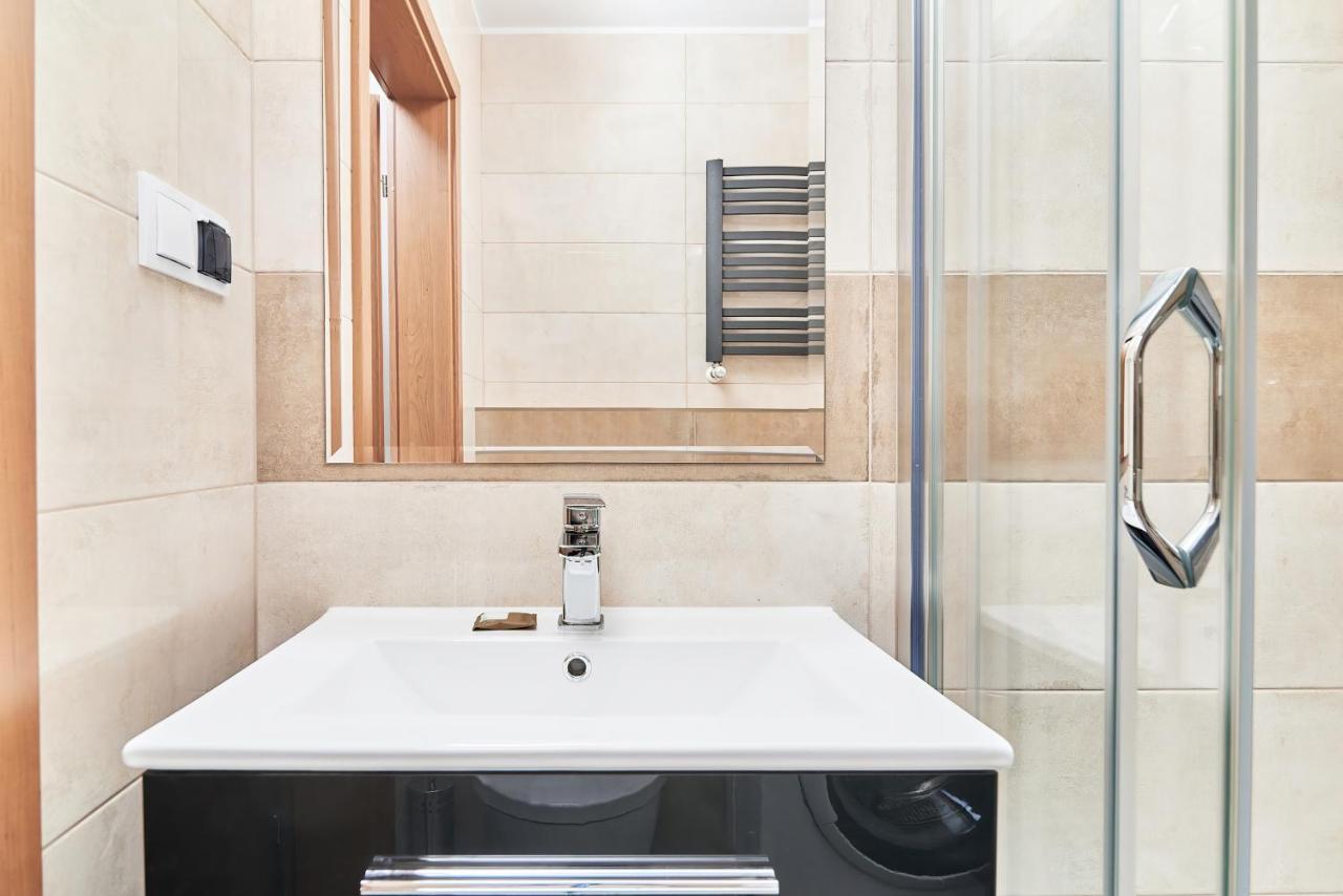 Exclusive Apartments Marina By Noclegi Renters Βρότσλαβ Εξωτερικό φωτογραφία